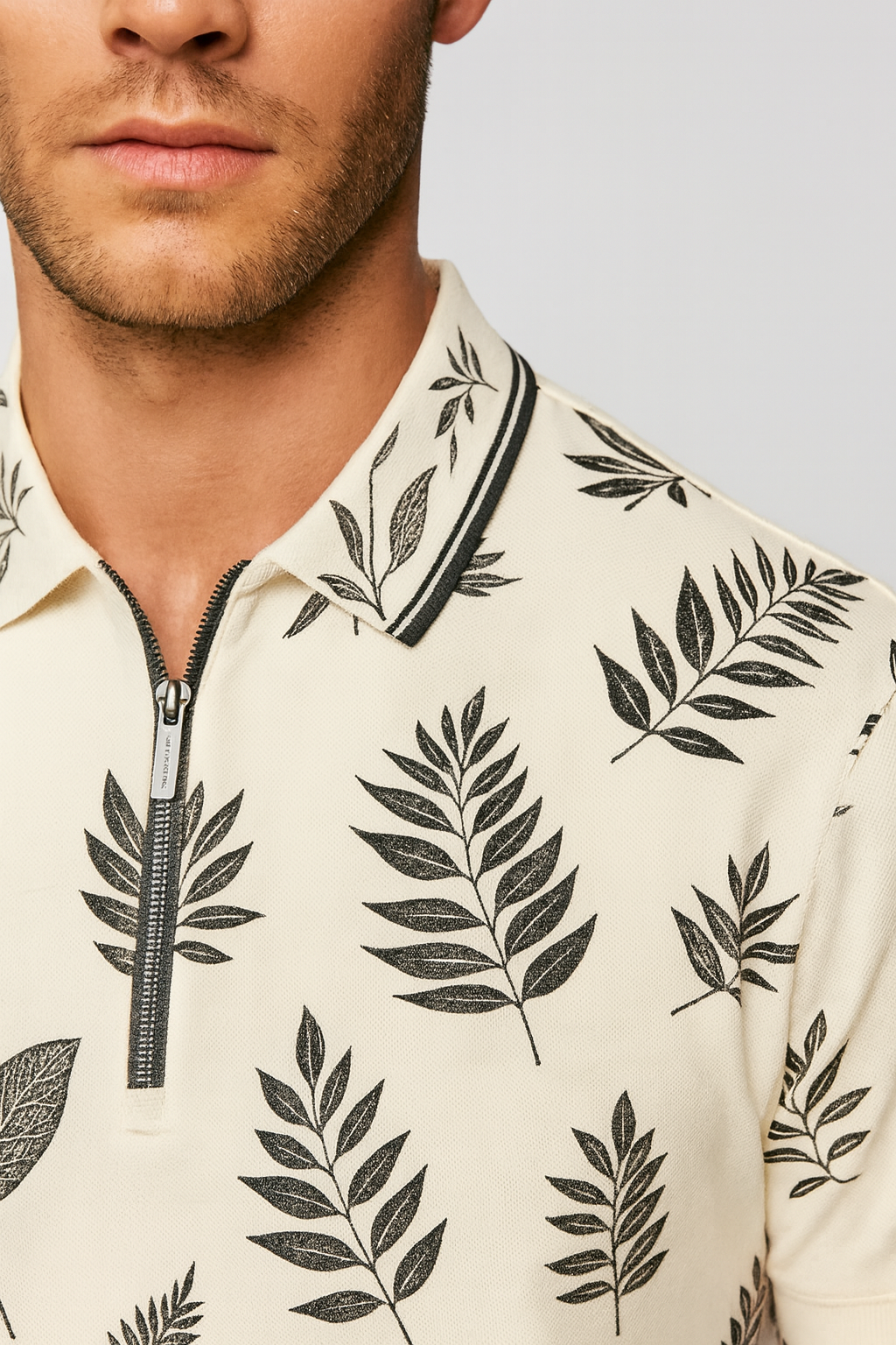 LeafLuxe Polo – Naturlig Elegance med Botanisk Print